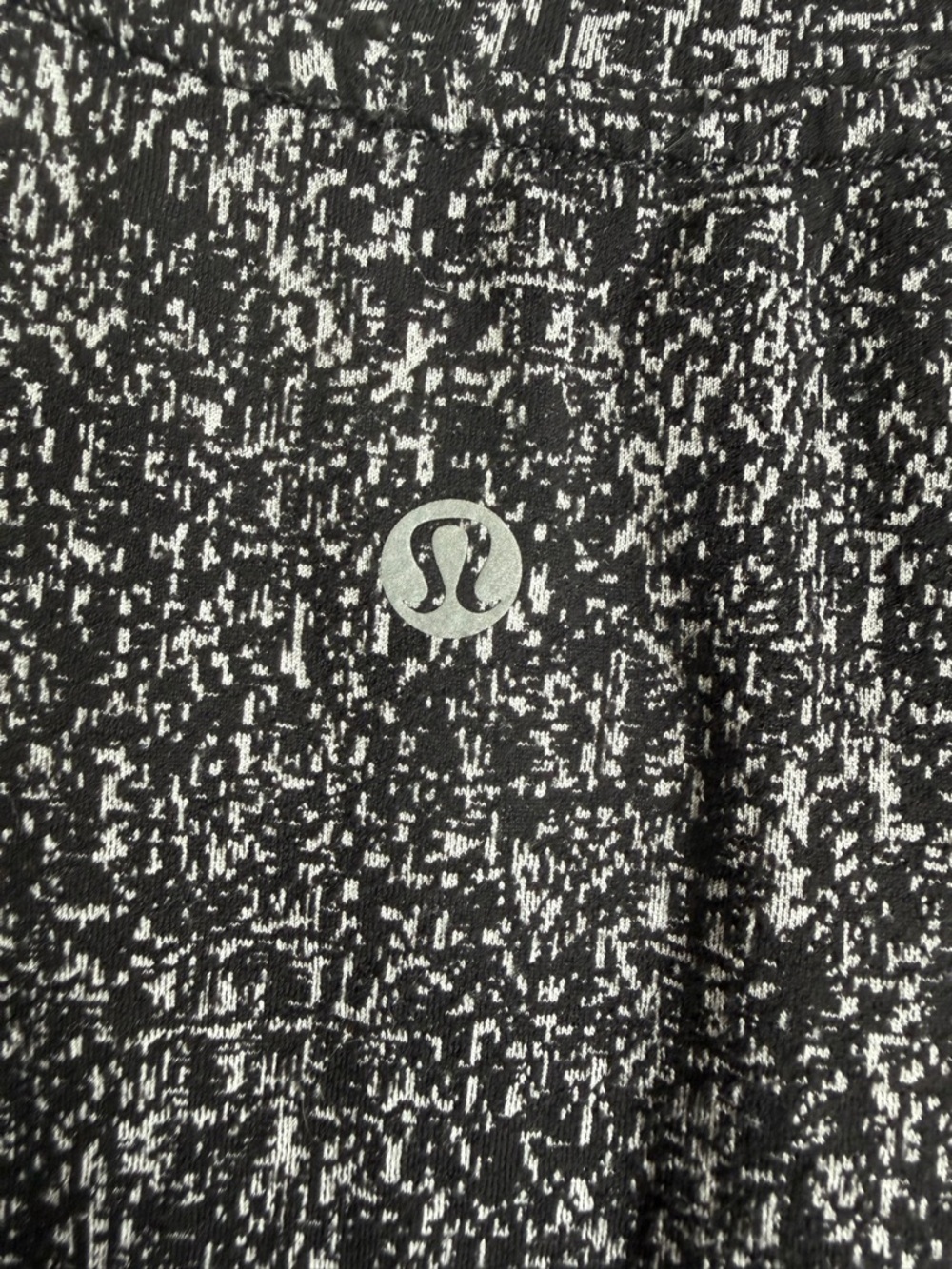 Lululemon Extra Mile Long Sleeve - Picture 7 of 7